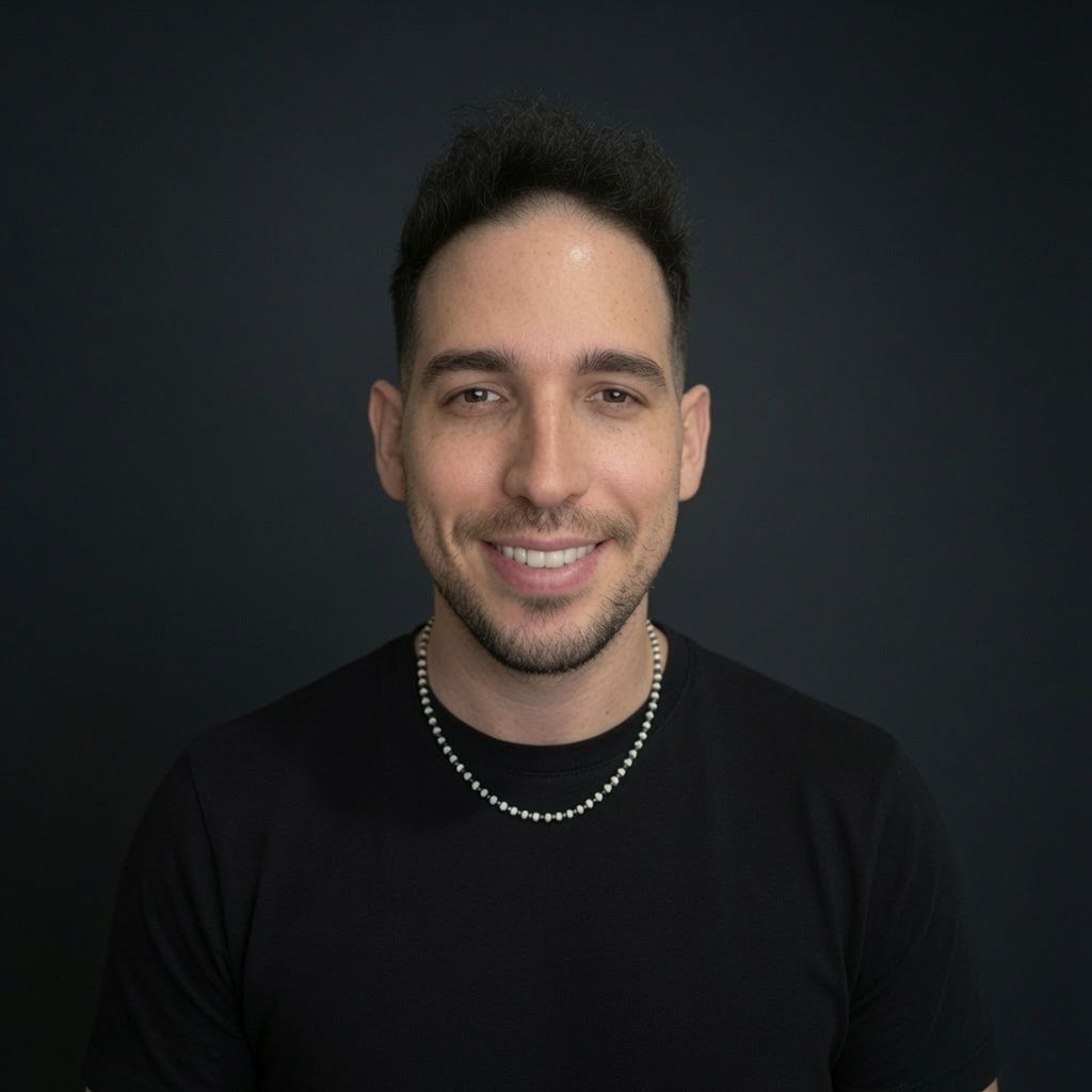 Chen Urieli, founder of The-Hunters